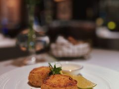 -Mogul Eatery·大亨餐酒馆