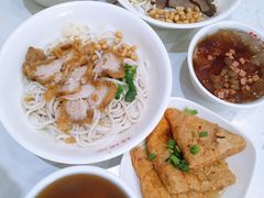 -桂姥姥·桂林卤粉·锅烧桂林米粉(莲塘店)