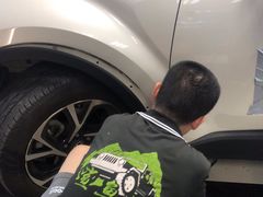 -鲨鱼皮汽车凹陷玻璃修复(静安店)