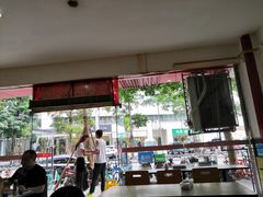 -胡成记口蘑龙眼包子(盐道街店)