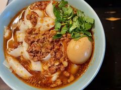 -顺溜·手工刀削面·黑金店(铜锣湾店)