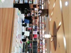 -新华书店(沙坪坝书城店)