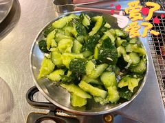 拍黄瓜-马路牙子烧烤音乐酒馆(望京店)