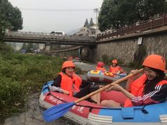 -仙山谷激浪漂流