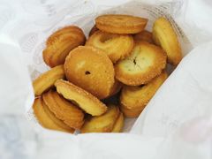 纯奶咸圈-上海哈尔滨食品厂(淮海中路店)