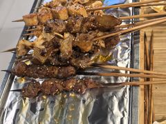 -烤满分·东北烧烤(首经贸店)