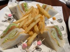 -Ambra Haus琥珀屋精酿餐厅(宝山店)