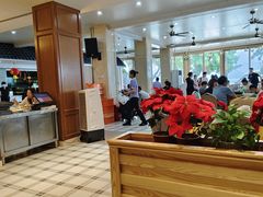 -鹏城人家海鲜酒家·23年老字号(较场尾店)