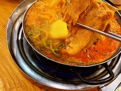 -喇喇排骨火锅·传统韩式脊骨汤(望京西园总店)