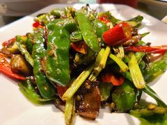 -鲜榨果汁·啤酒鱼(环岛河店)
