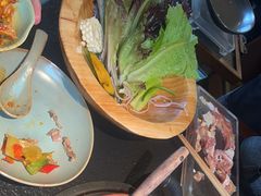 -菌自由丨野生菌火锅特色庭院餐厅(丽江古城店)