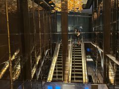 -香港ELEMENTS圆方