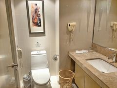 -南京双门楼宾馆(盐仓桥地铁站阅江楼店)