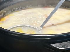 -大匠工房古船木艺术餐厅·猪肚鸡专门店(长白仙岛店)