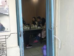 门面-华春餐馆(鱼山路店)