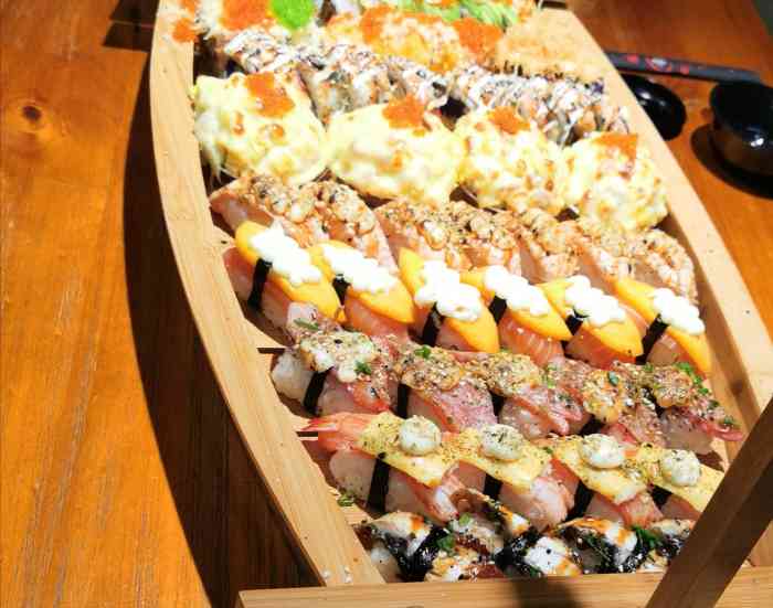 j先生寿司(美地雅登店)-"开在美地雅登的寿司,以前都是在闽蓝广场那.