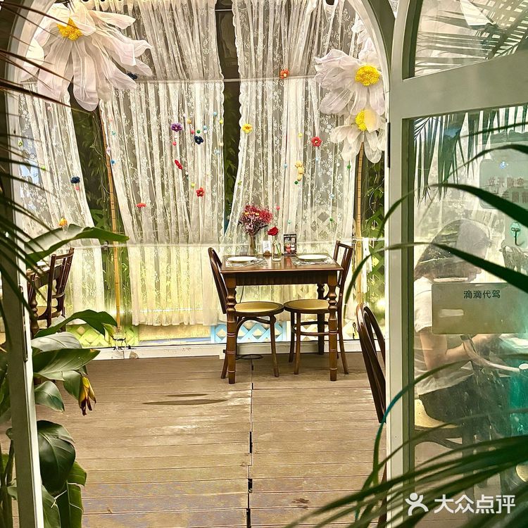 广州“小清迈”雨林餐厅