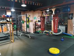 -臻元搏击格斗泰拳拳馆(港隆店)