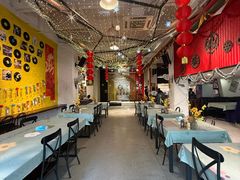 -又见马甲M8融合西餐厅(体育中心店)