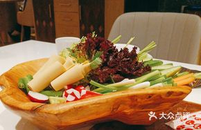 Red Cherry Salad