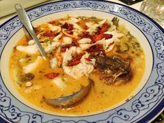 至潮酸菜鲈鱼-至潮餐厅精致粤菜·活鲈鱼·走地鸡(珠江新城店)