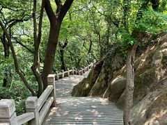 -灵岩山风景区