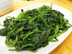 蒜蓉炒番薯叶-巫记鸡饭店