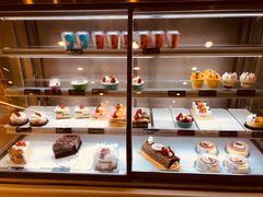 面包甜点陈列柜-金凤成祥(西罗园店)