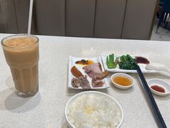 -香港新发烧腊茶餐厅(水围店)