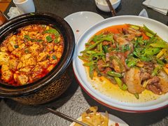 -万重锦·人文川菜馆(骡马市店)