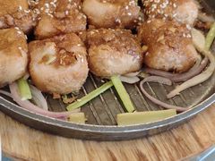 爆浆芋泥盒子-侬佳蒸菜馆(听潮店)