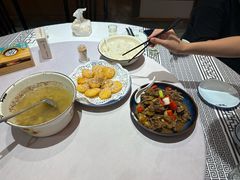 -客家大院·非遗赣南客家菜(郁孤台店)