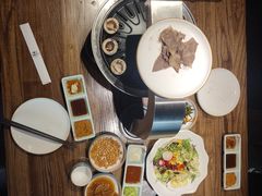 -明洞阿姨·韩式酱蟹烤肉·创意料理(三元桥店)