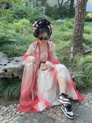 -一揽芳华汉服旗袍体验馆(拙政园店)