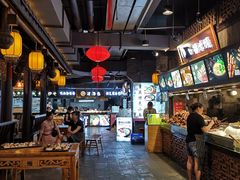 -八一好吃街·高品美食广场