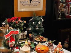 -Mogul Eatery·大亨餐酒馆