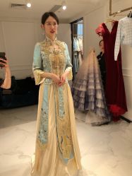 点击看大图 -GRACE KELLY婚纱与礼服(北京店)