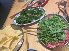 -洱火云南酸菜牛肉火锅(石景山当代商城店)