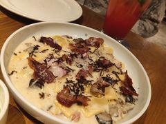 -ROAST coffee & eatery