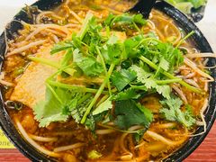 -星林居酸辣米线餐厅