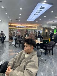 -藤野造型烫染·漂发