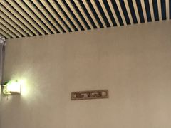 -耳语轻风专业采耳馆(古北花世界商业广场店)