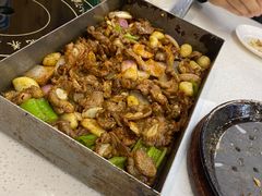 -老东镇啤酒屋海鲜加工·蒸汽海鲜·海鲜烧烤(台东店)