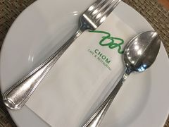 -Chom Cafe and Restaurant