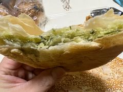 -白玉兰食品甜凤店(合生汇店)