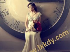 -卡蒂亚婚纱摄影