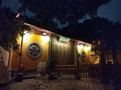 -同人紫荆文体中心·游泳馆(紫荆大厦店)