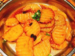 -洞庭土菜小炒馆(易发广场店)