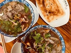 -叶新小吃店(来凤小区总店)