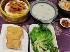 -桂林漓江大瀑布饭店